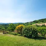 Peaceful Getaway In Holiday home Frontino