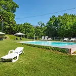 Holiday home Peaceful Getaway In