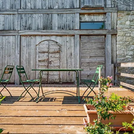 Peaceful Getaway In *