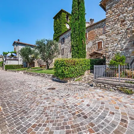 Peaceful Getaway In 別荘 Frontino